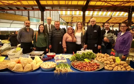 Nilüfer Belediyesi Üretici Pazarlarına Önlük Dağıttı
