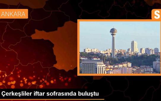 Çerkeş ilçesinde 4 bin kişi iftar sofrasında bir araya geldi