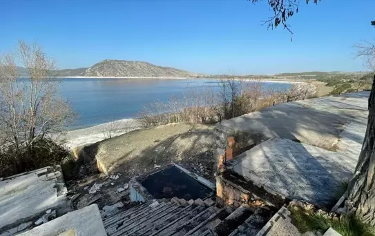Salda Gölü yakınında erkek cesedi bulundu