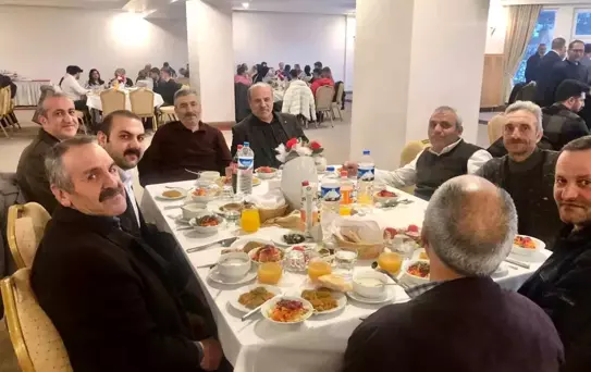 İhlas Pazarlama Erzurum Bölge Müdürlüğü çalışanları iftar yemeğinde bir araya geldi