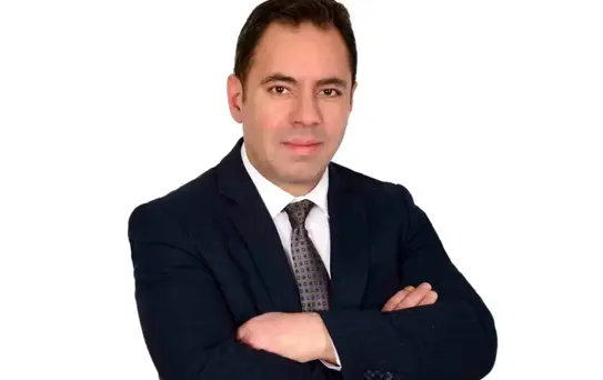 Kars'ta MHP'li Ötüken Senger Belediye Başkanı Seçildi