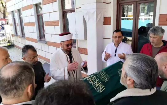 Kaptan Hasan Mehmet Uyanık'ın Cenazesi Defnedildi