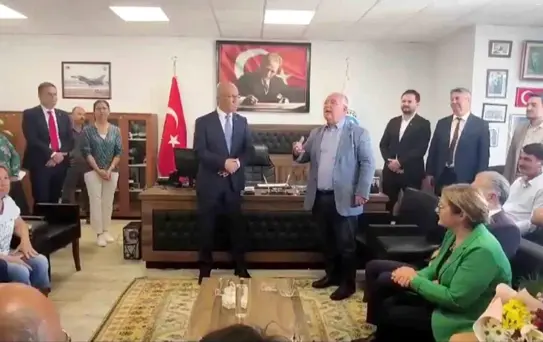 Datça Belediye Başkanı Görevi Devrederken Skandal Sözler Sarf Etti