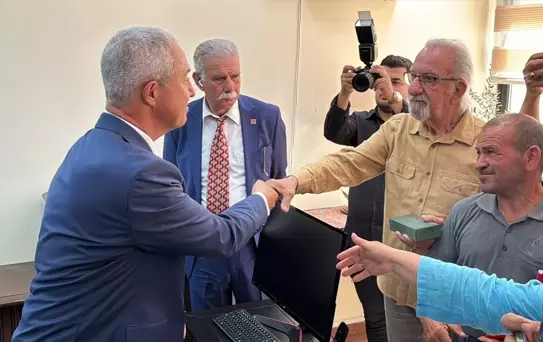 CHP'li Özçelik, Alanya Belediye Başkanlığı görevini devraldı