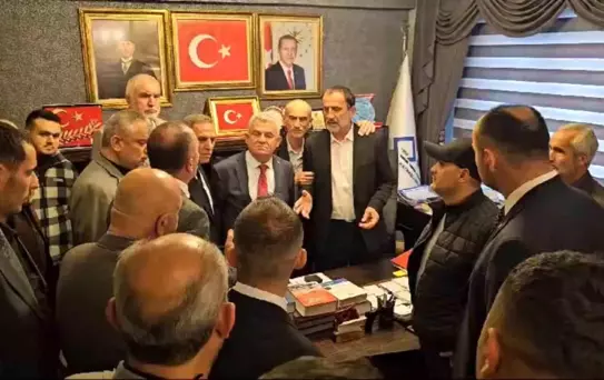 MHP'li Efdal Altundal'ın devir teslim töreninde tartışma çıktı