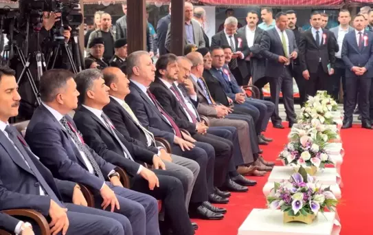 Bursa Osmangazi Meydanı'nda Ürün ve El Sanatları Fuarı Açıldı