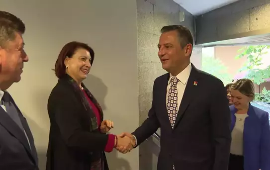 CHP Genel Başkanı Özgür Özel, UMAG Vakfı'nı ziyaret etti