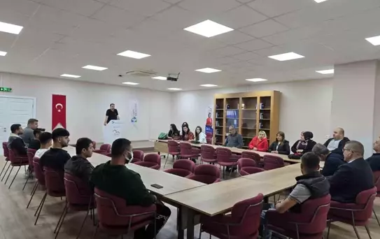 İzmit Belediyesi İstihdam Birimi, 18 Kişiye İş Buldu