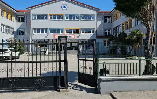 LGS Sınavına Kimliğini Yetiştiren Ağabeyin Koşusu
