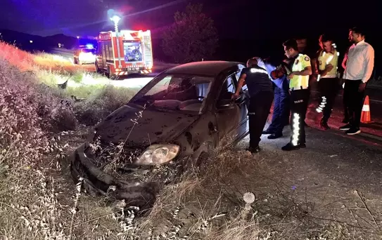 Adıyaman'da Otomobil Şarampole Devrildi: 1 Ölü, 6 Yaralı