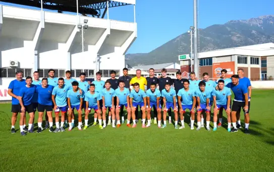 Fethiyespor, genç ağırlıklı kadrosuyla yeni sezon hazırlıklarına başladı