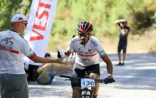 Yunusemre Dağ Bisikleti Maratonu Türkiye Şampiyonası Gerçekleştirildi