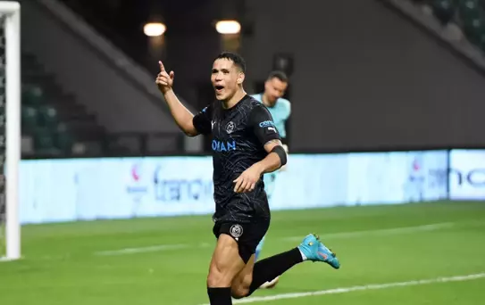 Manisa FK, iki yabancı oyuncusuyla yollarını ayırdı