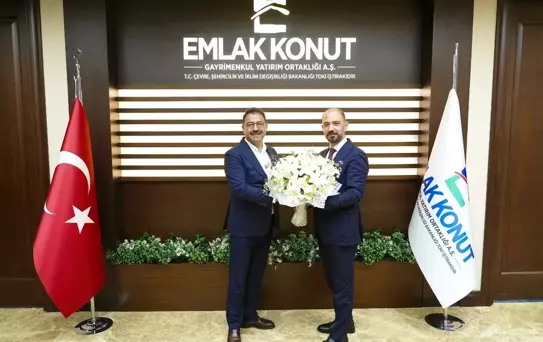 Emlak Konut GYO Genel Müdürlüğü Yasir Yılmaz'a devredildi