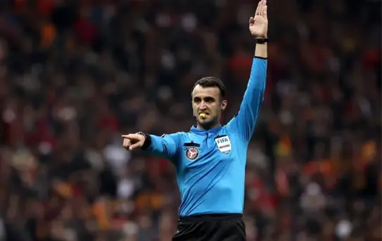 FIFA Kokartlı Türk Hakem Atilla Karaoğlan, UEFA Şampiyonlar Ligi'nde görev alacak