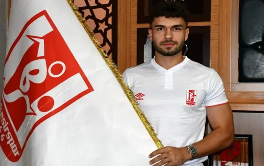 Balıkesirspor, Ahmet Gülay ve Hüseyin Altıntaş ile sözleşme imzaladı