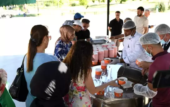 Adıyaman Üniversitesi Muharrem Ayı Etkinlikleri Kapsamında Aşure Programı Düzenledi