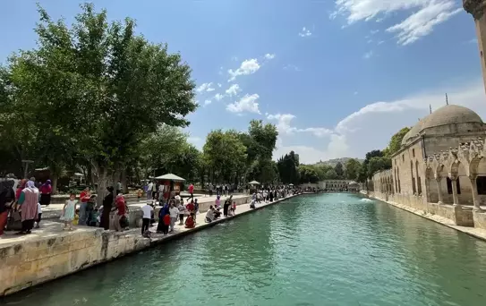 Gaziantep, Şanlıurfa ve Kahramanmaraş'ta Sıcak Hava Etkiliyor