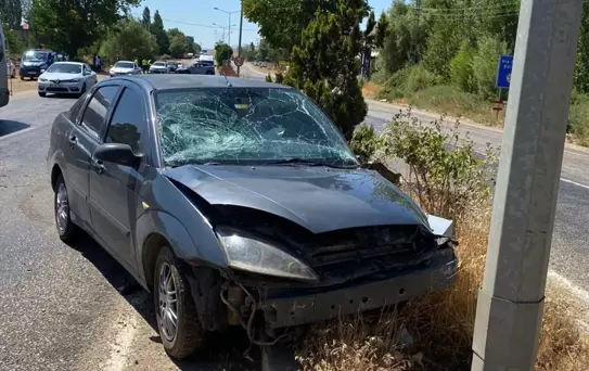 Malatya'da iki otomobilin çarpıştığı kazada 3 kişi yaralandı