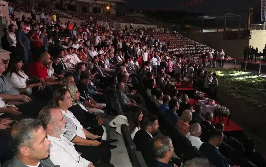Antakya Medeniyetler Korosu, Hatay'ın 85. yıl dönümünde sahne aldı