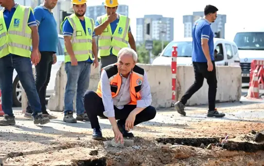 Kepez Belediyesi, Hüsnü Karakaş Mahallesi'nde altyapı çalışması başlattı