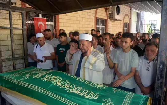 Ünye'de trafik kazasında hayatını kaybeden motosiklet sürücüsü son yolculuğuna uğurlandı
