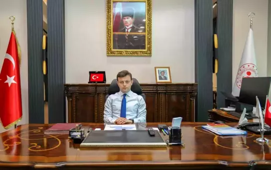 Van'ın Başkale Kaymakamlığına atanan Muhammet Serdar Erdoğan görevine başladı