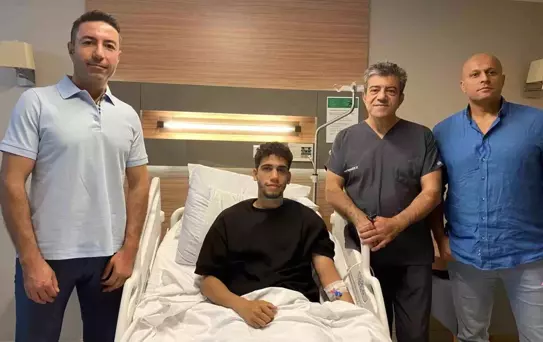 Sivasspor'un genç futbolcusu Mehmet Albayrak ameliyat edildi