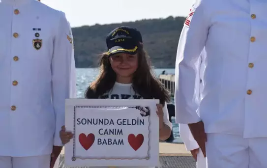 TCG Kınalıada Korveti 19 ülkede 23 liman ziyaretini tamamlayarak Türkiye'ye döndü
