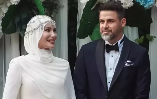 Reshad Strik'ten Gamze Özçelik'e romantik kutlama: Hatunum benim