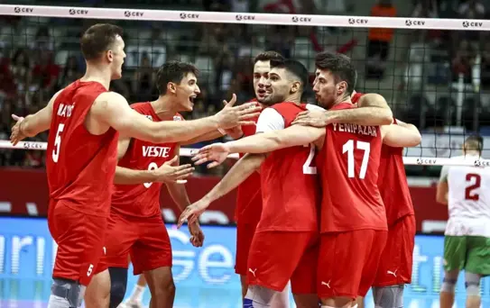 A Milli Erkek Voleybol Takımı Macaristan'ı 3-0 Mağlup Etti
