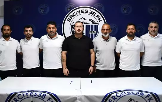 Kayseri Erciyes 38 Futbol Kulübü Yeni Sezon Öncesi İmzaları Tamamladı