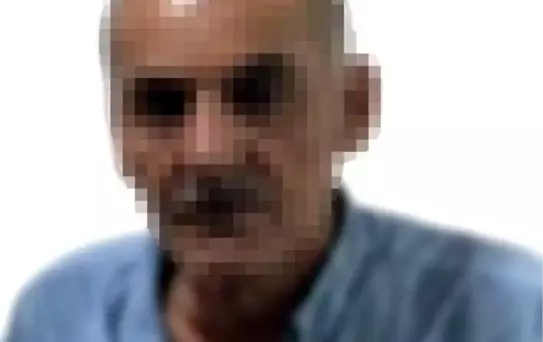 Hırsız, uyuklayan kişinin telefonunu çalarken yakalandı