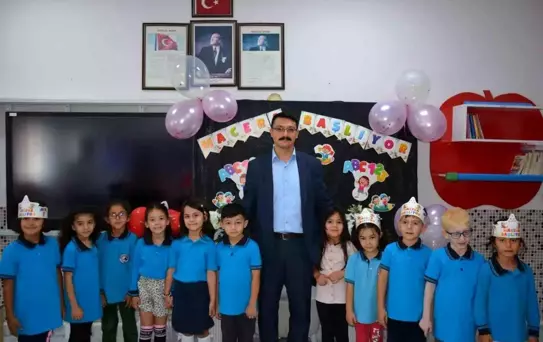 Afyonkarahisar Emirdağ Kaymakamı Yasin Akgül, Fatih İlkokulu'nu ziyaret etti