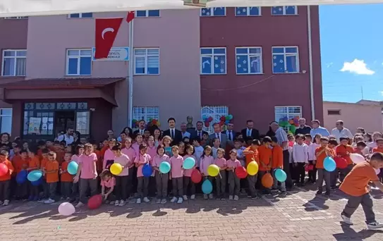 Pazaryeri'nde İlköğretim Haftası Kutlandı