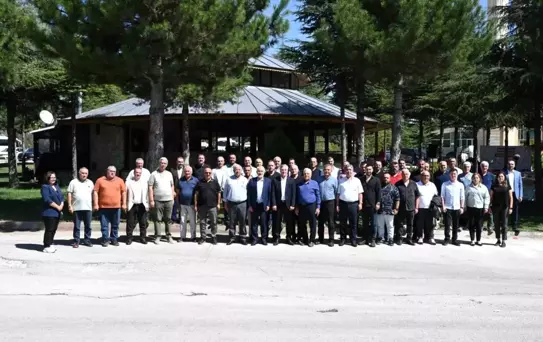 Isparta Belediye Başkanı İş Adamlarıyla Toplantı Yaptı
