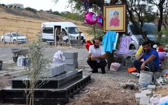 Narin İçin Duygusal Şiir