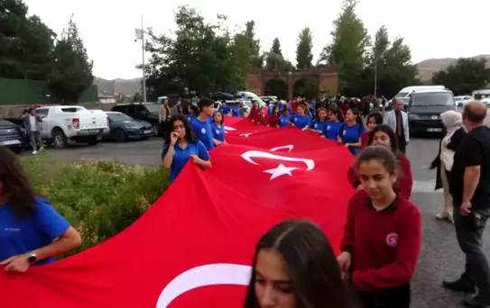 Bitlis'te Gaziler Günü Kutlandı