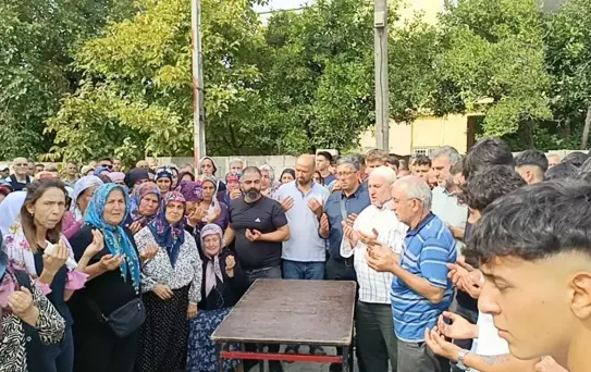 Hatay'da Motosiklet Kazasında Hayatını Kaybeden Genç Son Yolculuğuna Uğurlandı