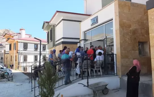 Keban'da 88 Konutun Anahtar Teslimi Yapıldı