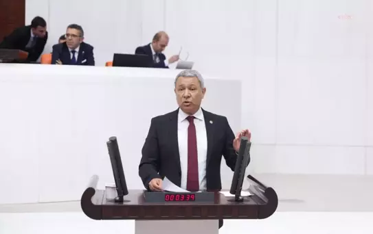 CHP'den Havalimanı Tepkisi
