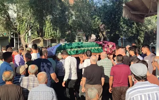 Boşanma Sürecinde Bıçaklanan Kadın Hayatını Kaybetti