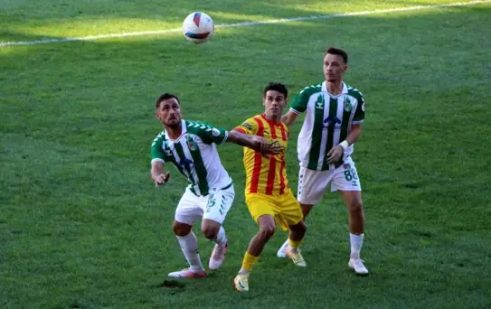 Amasyaspor ve Tire 2021 FK Berabere Kaldı
