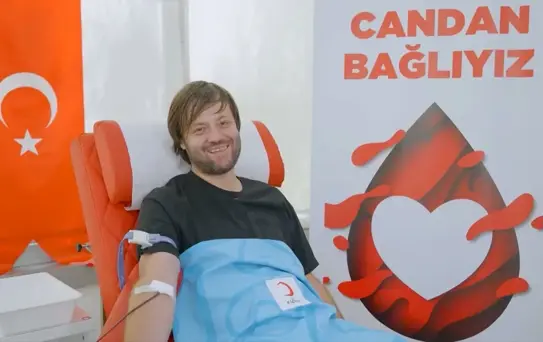 Ünlülerden Kan Bağışı Desteği