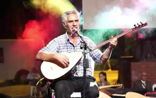 Buca'da Aşıklar Şöleni Coşkusu