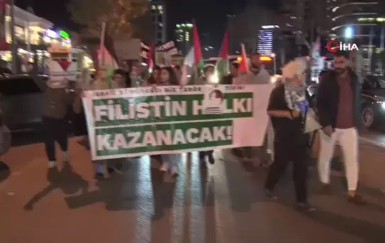 İstanbul'da Filistin'e Destek Yürüyüşü