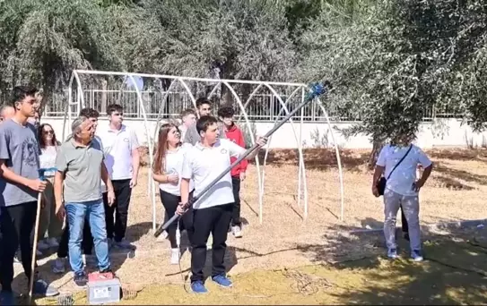 Zeytinler Gençlerle Yeşeriyor Projesi