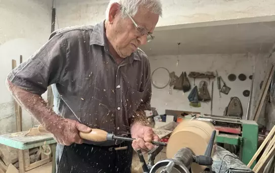 89 Yaşındaki Usta, Ahşapla Yaşama Sevinci Katıyor