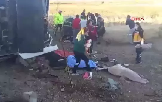 Ankara'da Otobüs Devrildi, Çok Sayıda Yaralı!