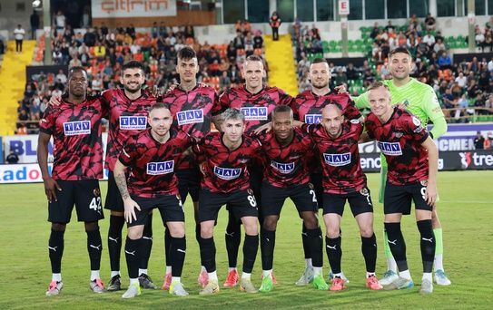 Kasımpaşa, Alanyaspor'u 2-1 Yendi